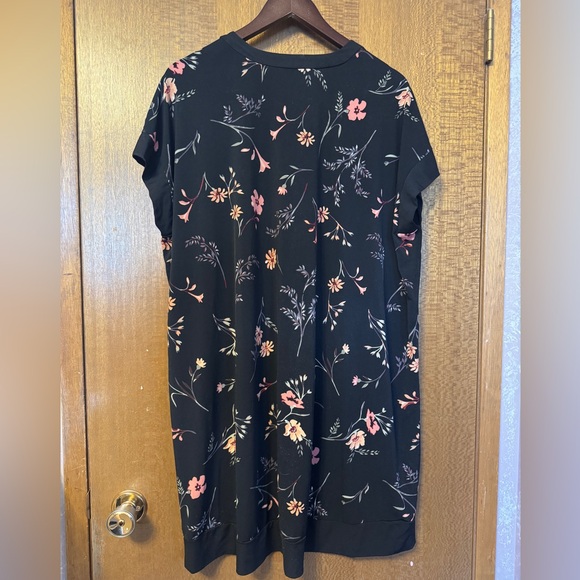 Georges Floral Tunic - Picture 2 of 6